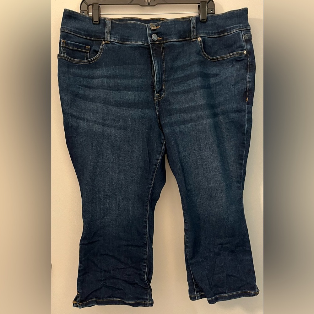 Lane Bryant Flex Magic Waistband Tighter Tummy High-Rise Skinny Crop 22P